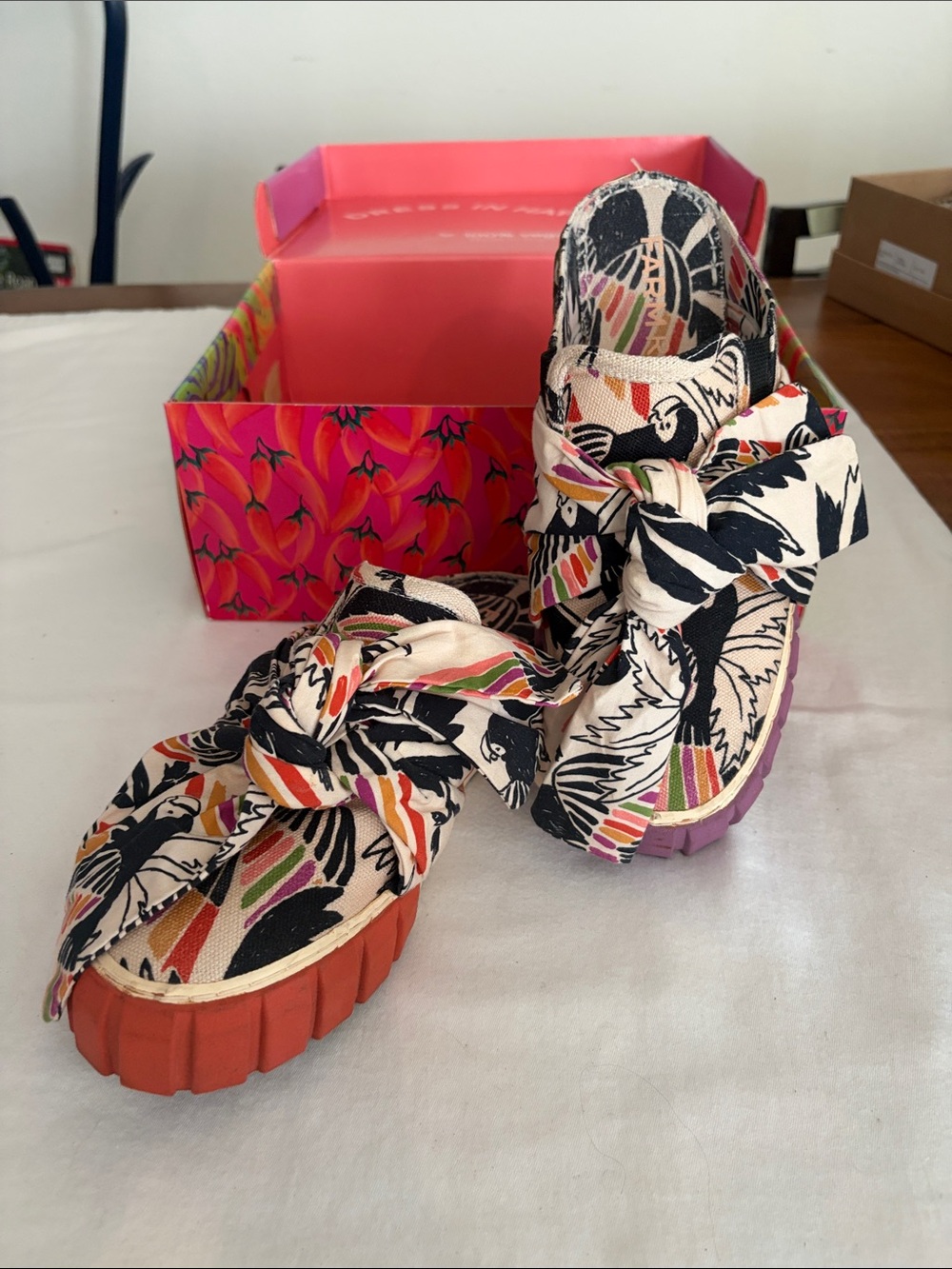Women’s Farm Rio Fabric Slides Sz 9